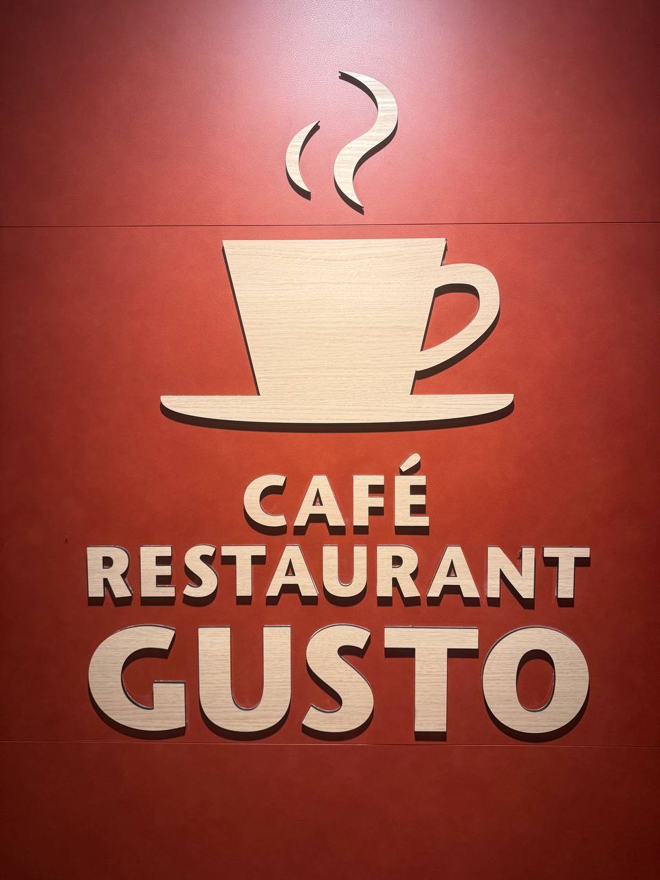 Cafe Restaurant Gusto